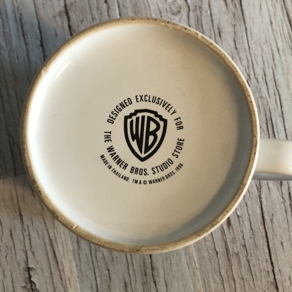 Warner Bros Studios Vintage XL Mug - Picture 9 of 9